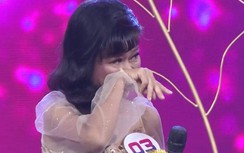 Bị bệnh nan y, con gái nuôi của Hoài Linh khóc nghẹn nhớ sân khấu