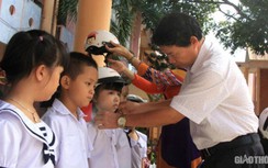 Tặng hơn 1.000 MBH, tuyên truyền "giữ trọn ước mơ" cho học sinh Đắk Lắk