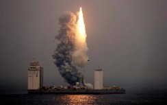 Trung Quốc phóng tên lửa đẩy "thay đổi cuộc chơi" từ biển