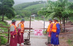 Quảng Bình: Hơn 3000 người dân vùng biên giới bị chia cắt sau bão số 5