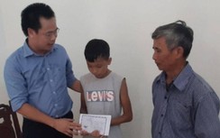 Bắc Giang: Bé mồ côi khóc ngặt tìm mẹ sau TNGT được hỗ trợ 14,5 triệu đồng