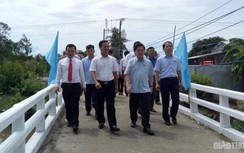 Bộ trưởng Nguyễn Văn Thể dự lễ khánh thành cầu do Báo Giao thông tài trợ