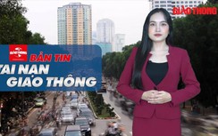 Video TNGT ngày 26/9: Tài xế xe khách tử vong trên cabin sau va chạm xe tải