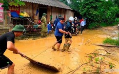 Người dân Lào Cai gồng mình khắc phục hậu quả sau trận lũ lịch sử