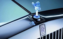 Rolls-Royce bị cấm sử dụng biểu tượng "thiếu phụ bay" do ô nhiễm ánh sáng
