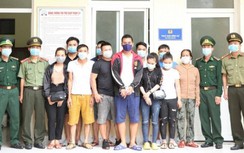Điểm tin nóng ngày 17/10: Triệt phá nhóm đưa người vượt biên trái phép