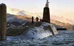 Thủy thủ tàu ngầm Anh say rượu định dỡ cả tên lửa hạt nhân