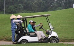 Vì sao xe chở người trong sân golf được định nghĩa là ô tô?