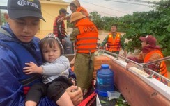 Bão số 8 "uy hiếp" sau mưa lũ, Quảng Bình dự kiến di dời hơn 30.000 dân