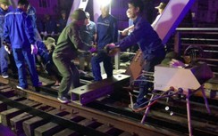 Hải Phòng: Khắc phục sự cố tàu thủy đâm va cầu đường sắt Tam Bạc