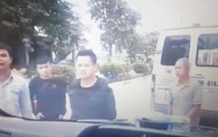 Lạng Sơn: Truy tìm 2 tài xế xe khách chèn ép, cà khịa nhau trên QL4A