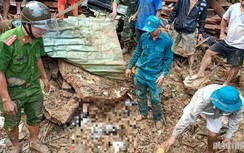 Cận cảnh hiện trường cứu hộ vụ sạt lở đất vùi lấp 53 người ở Quảng Nam