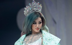 Hoa hậu Khánh Vân đội vương miện bạc tỉ, ủng hộ cộng đồng LGBTQ+