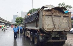 Hà Nội: 1 tháng phạt gần 60 xe rơi vãi vật liệu tại "điểm nóng" Nam Từ Liêm
