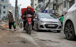 Hà Nội: Đường tắc vì... dự án chống ùn tắc