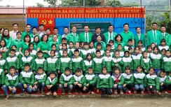 Tập đoàn Mai Linh mang hơi ấm đến trẻ em vùng cao
