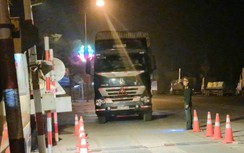 Thâm nhập "lãnh địa" xe quá tải đất Cảng: Nửa đêm gõ cửa tìm CSGT
