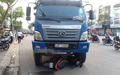 Đà Nẵng: Người phụ nữ bị xe ben cán tử vong thương tâm khi chờ đèn đỏ