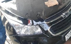 Thái Nguyên: Ô tô bất ngờ đâm xe máy, 2 người tử vong, 1 người văng nóc nhà