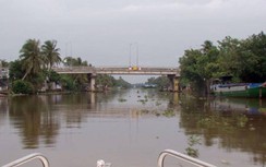 Kênh Nguyễn Văn Tiếp kéo dài thời hạn cấm luồng, tàu thuyền đi lại thế nào?