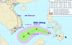 Áp thấp nhiệt đới thêm sức mạnh trên Biển Đông, sóng biển dâng cao 7m