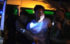 Tài xế cố thủ trong xe chống đối CSGT Đà Lạt nói "do có chuyện không vui"