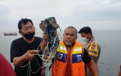 Máy bay Boeing chở 62 người mất tích ở Indonesia: Đã tìm thấy nhiều mảnh vỡ