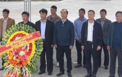 Đoàn công tác Bộ GTVT dâng hương tưởng nhớ các anh hùng liệt sĩ ở Quảng Trị