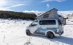 Đi cắm trại trên tuyết với xe thuần điện Nissan e-NV200 Winter Camper