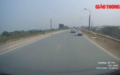 Video: Tài xế xe con tông bà bầu xong tăng ga bỏ chạy, bỏ mặc nạn nhân