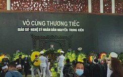 Nghệ sĩ nghẹn ngào tiễn biệt NSND Trung Kiên