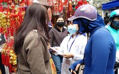 Dịch Covid-19 tại Hà Nội: 18 tổ xử phạt người không đeo khẩu trang ở phố cổ