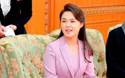 Vợ Chủ tịch Triều Tiên Kim Jong Un tái xuất sau hơn 1 năm vắng bóng