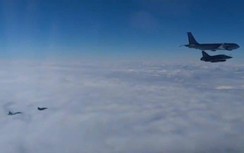 Nga điều máy bay đánh chặn theo sát 3 máy bay Pháp xâm phạm không phận