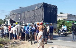 Người phụ nữ chết thảm dưới gầm xe tải trên QL1 qua Sóc Trăng