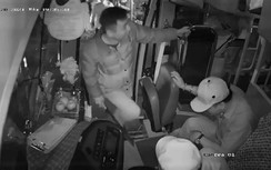 Video sử dụng đao kiếm, tuýp sắt "hỗn chiến" trên ô tô khách ở Quảng Nam