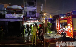 Nửa đêm đập cửa cứu 2 nữ sinh viên trong căn nhà bị cháy ở TP.HCM