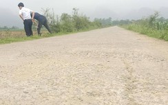 Suối Do ở Quảng Bình đổi dòng, nguy cơ đứt đường