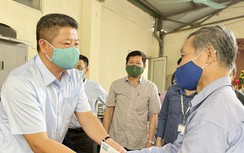 Lãnh đạo Hà Nội thăm gia đình có 4 người thiệt mạng vụ cháy ở Tôn Đức Thắng