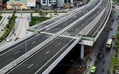 Rào chắn thi công 6 nhánh ramp cầu cạn Mai Dịch - Nam Thăng Long