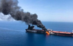 Video: Tàu chở dầu bị tấn công bằng máy bay không người lái ở Syria