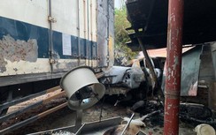 Lái xe tải tử vong, ô tô con bốc cháy sau tai nạn trên đường Võ Nguyên Giáp