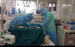 5 bệnh nhân Covid-19 nguy kịch hồi phục ngoạn mục tại BV Bệnh nhiệt đới TƯ