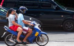 Philippines tăng cường xử phạt người đi dép lê lái xe máy
