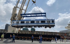 TP.HCM: Thêm 2 đoàn tàu tuyến metro số 1 chuẩn bị cập cảng Khánh Hội