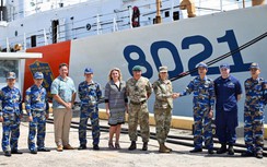 Bộ Tư lệnh Ấn Độ Dương - Thái Bình Dương của Mỹ chào đón tàu CSB 8021