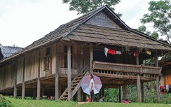Độc đáo làng Thái cổ miền Tây xứ Nghệ