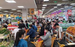 TP.HCM: Nhiều chợ đóng cửa, đặt online "mất hút", dân đổ xô đi siêu thị