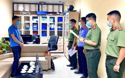Lạng Sơn: Bắt 2 cán bộ làm giả hồ sơ và giấy xét nghiệm Covid-19 cho lái xe