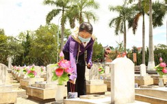 Tháng 7 rưng rưng ở Nghĩa trang liệt sĩ Quốc tế Việt - Lào